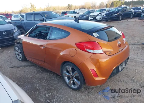 2013 Hyundai Veloster Base W/Black z USA, uszkodzony, nr VIN KMHTC6AD8DU146407